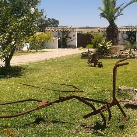 La Cazuela Country house *
