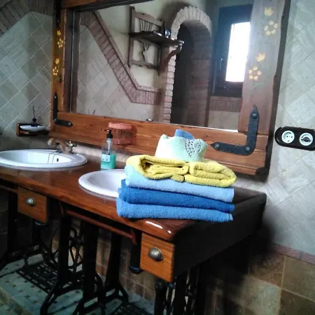 La Cazuela Country house *